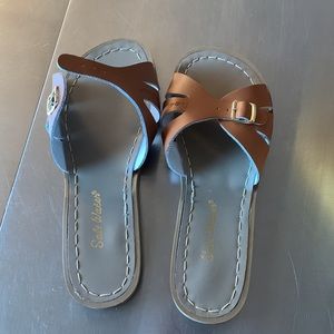 NWT Salt Water sandal slides